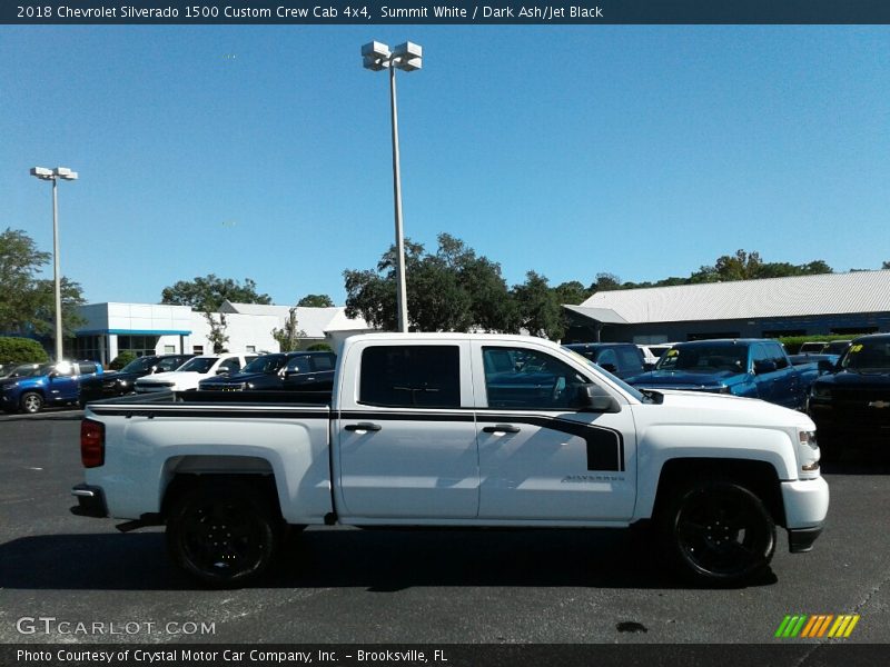 Summit White / Dark Ash/Jet Black 2018 Chevrolet Silverado 1500 Custom Crew Cab 4x4