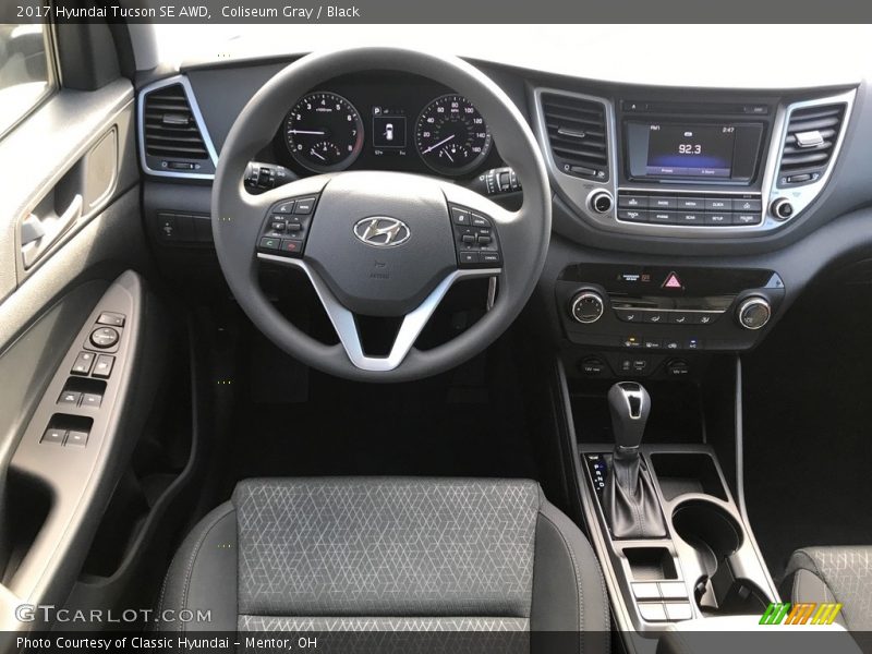 Coliseum Gray / Black 2017 Hyundai Tucson SE AWD