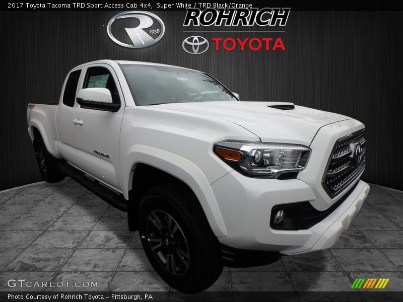 Super White / TRD Black/Orange 2017 Toyota Tacoma TRD Sport Access Cab 4x4