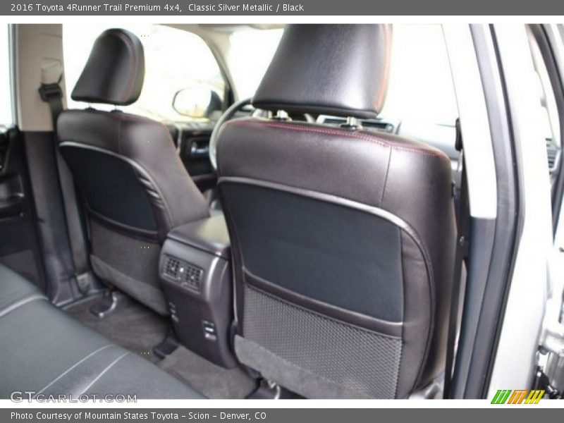 Classic Silver Metallic / Black 2016 Toyota 4Runner Trail Premium 4x4