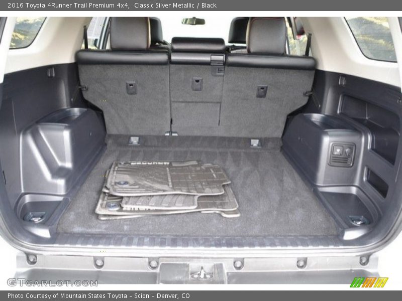 Classic Silver Metallic / Black 2016 Toyota 4Runner Trail Premium 4x4