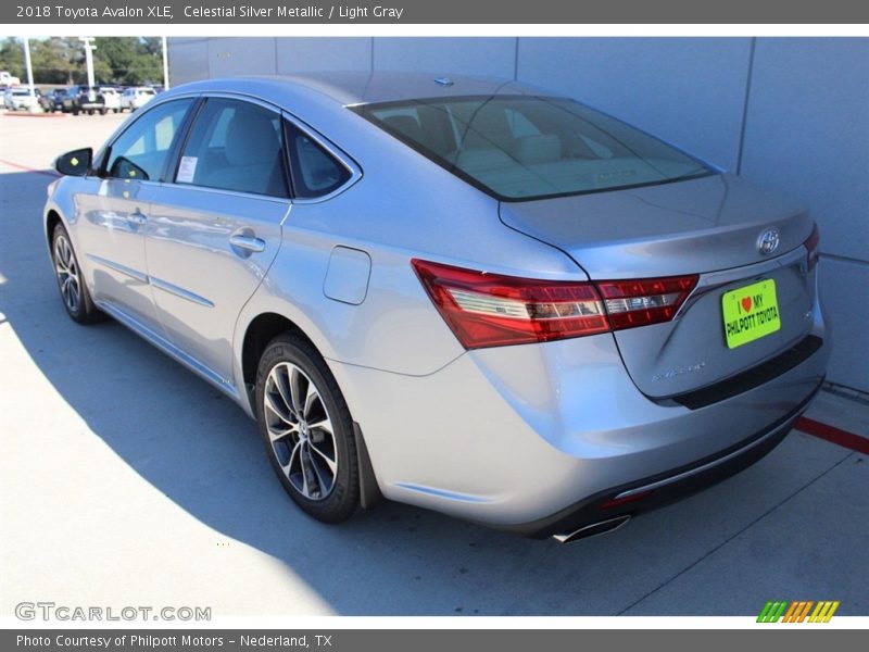 Celestial Silver Metallic / Light Gray 2018 Toyota Avalon XLE