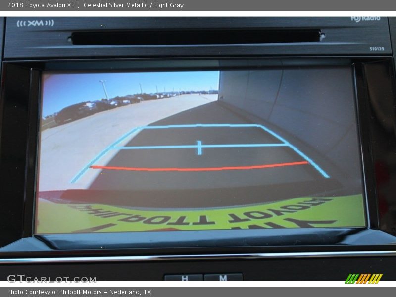 Celestial Silver Metallic / Light Gray 2018 Toyota Avalon XLE