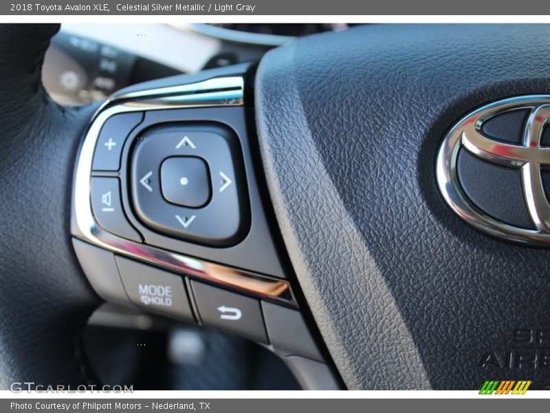 Celestial Silver Metallic / Light Gray 2018 Toyota Avalon XLE