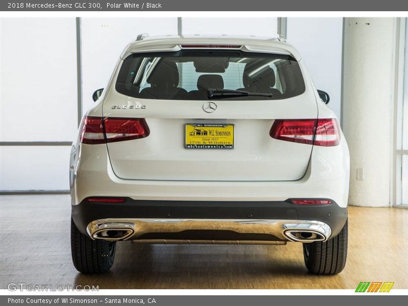 Polar White / Black 2018 Mercedes-Benz GLC 300