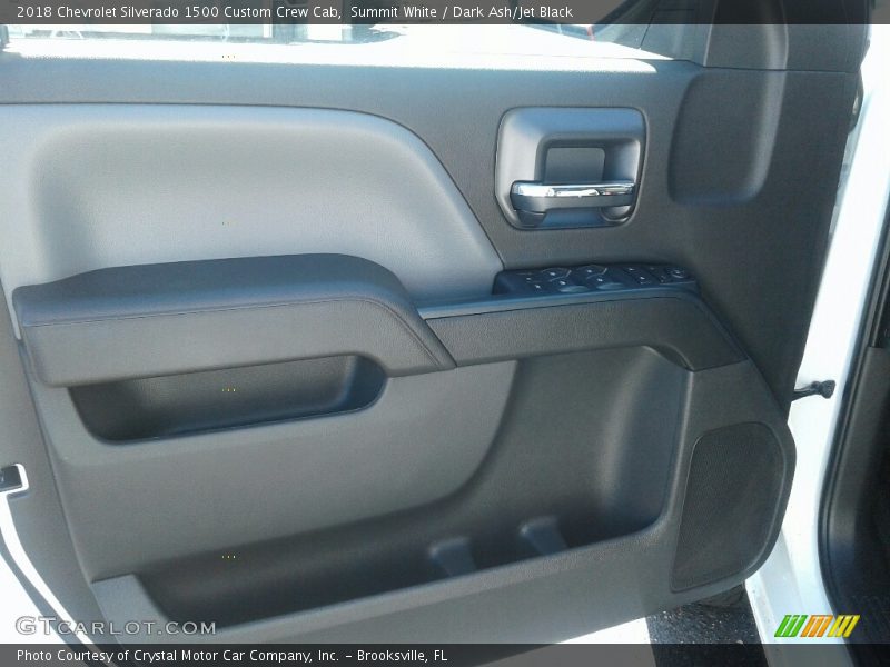 Summit White / Dark Ash/Jet Black 2018 Chevrolet Silverado 1500 Custom Crew Cab