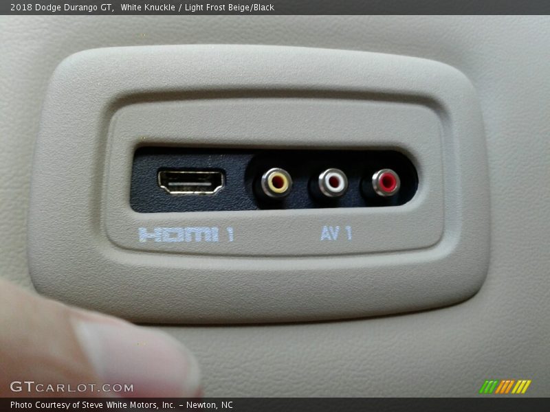 White Knuckle / Light Frost Beige/Black 2018 Dodge Durango GT