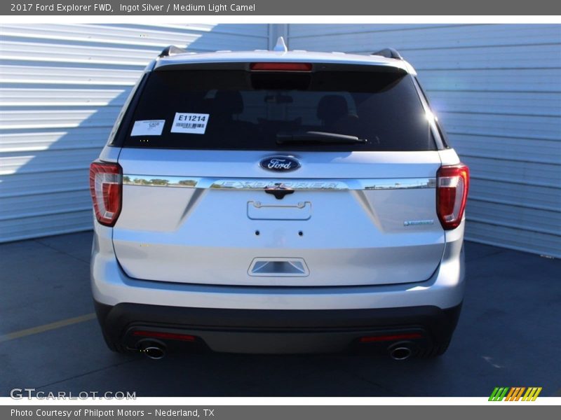 Ingot Silver / Medium Light Camel 2017 Ford Explorer FWD