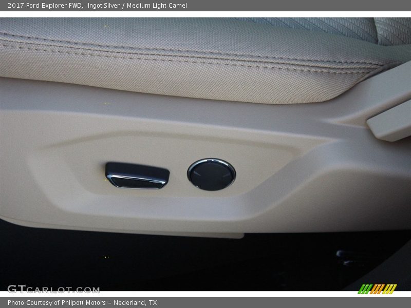 Ingot Silver / Medium Light Camel 2017 Ford Explorer FWD