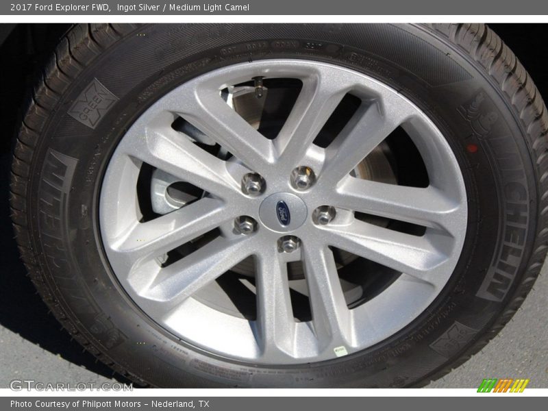 Ingot Silver / Medium Light Camel 2017 Ford Explorer FWD