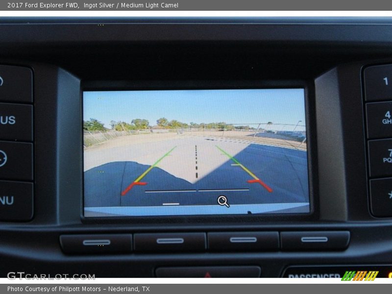 Ingot Silver / Medium Light Camel 2017 Ford Explorer FWD