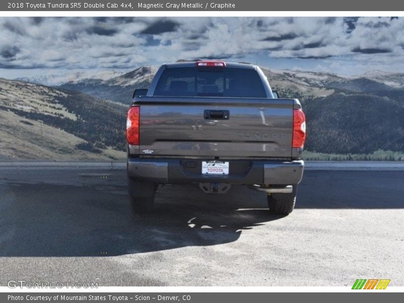 Magnetic Gray Metallic / Graphite 2018 Toyota Tundra SR5 Double Cab 4x4