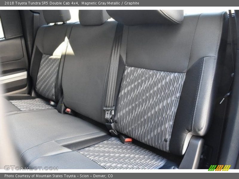 Magnetic Gray Metallic / Graphite 2018 Toyota Tundra SR5 Double Cab 4x4