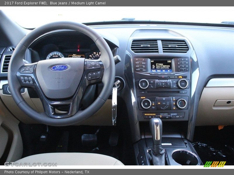 Blue Jeans / Medium Light Camel 2017 Ford Explorer FWD