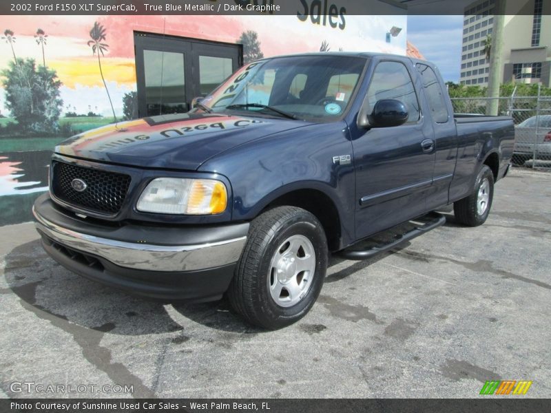 True Blue Metallic / Dark Graphite 2002 Ford F150 XLT SuperCab