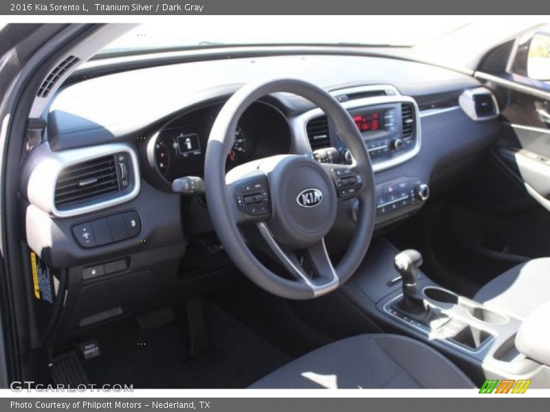 Titanium Silver / Dark Gray 2016 Kia Sorento L