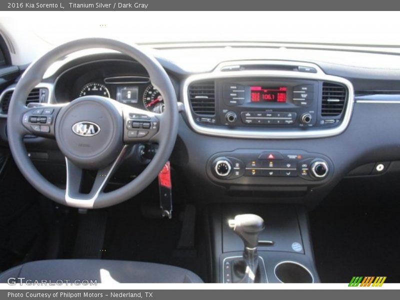 Titanium Silver / Dark Gray 2016 Kia Sorento L