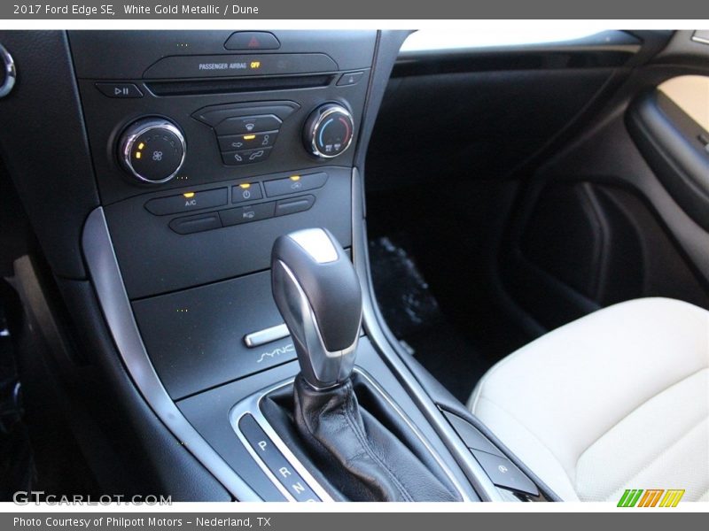 White Gold Metallic / Dune 2017 Ford Edge SE
