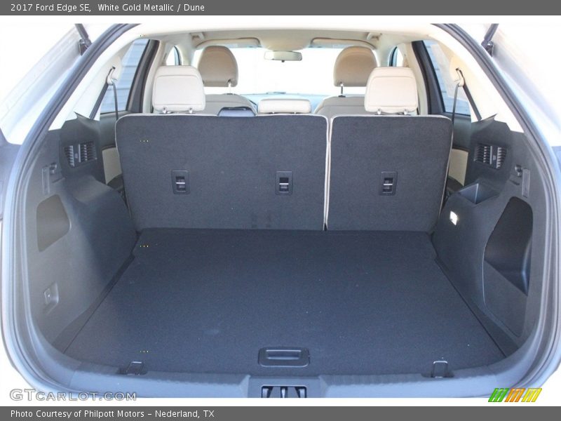 White Gold Metallic / Dune 2017 Ford Edge SE