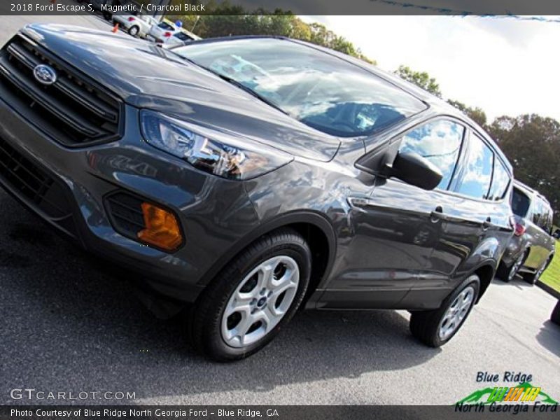 Magnetic / Charcoal Black 2018 Ford Escape S
