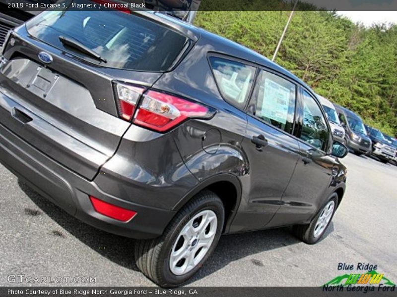 Magnetic / Charcoal Black 2018 Ford Escape S