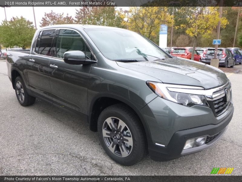 Front 3/4 View of 2018 Ridgeline RTL-E AWD