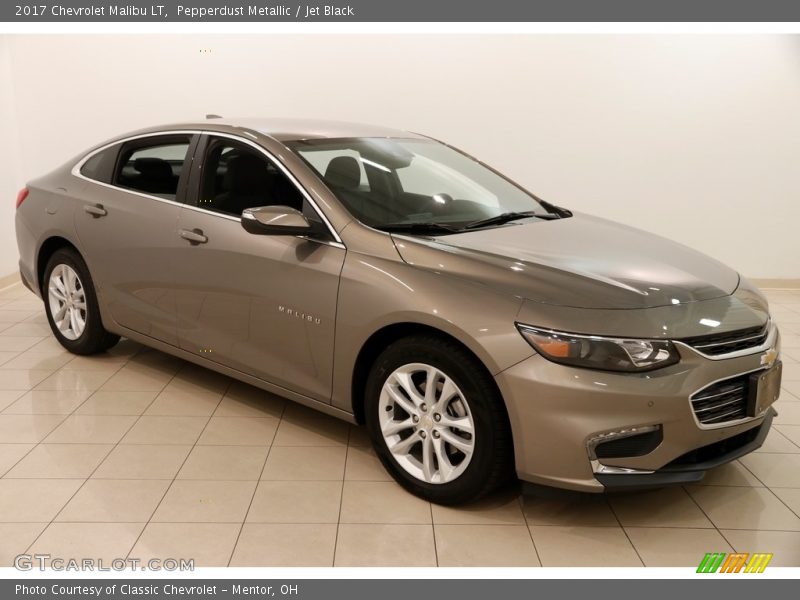 Pepperdust Metallic / Jet Black 2017 Chevrolet Malibu LT