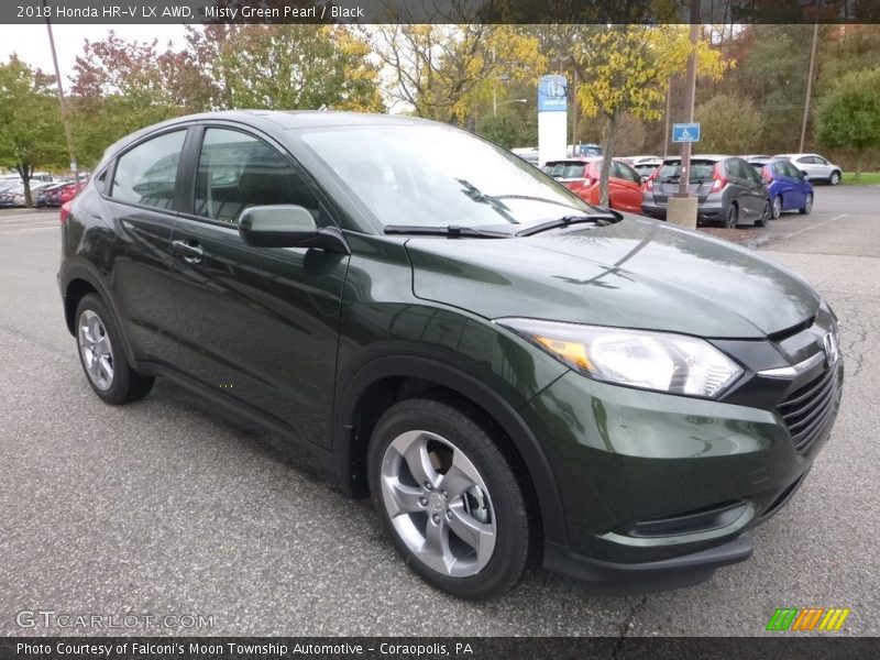 Front 3/4 View of 2018 HR-V LX AWD