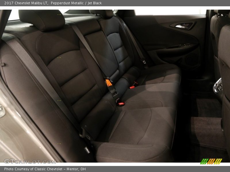 Pepperdust Metallic / Jet Black 2017 Chevrolet Malibu LT