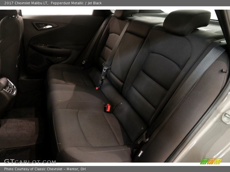 Pepperdust Metallic / Jet Black 2017 Chevrolet Malibu LT