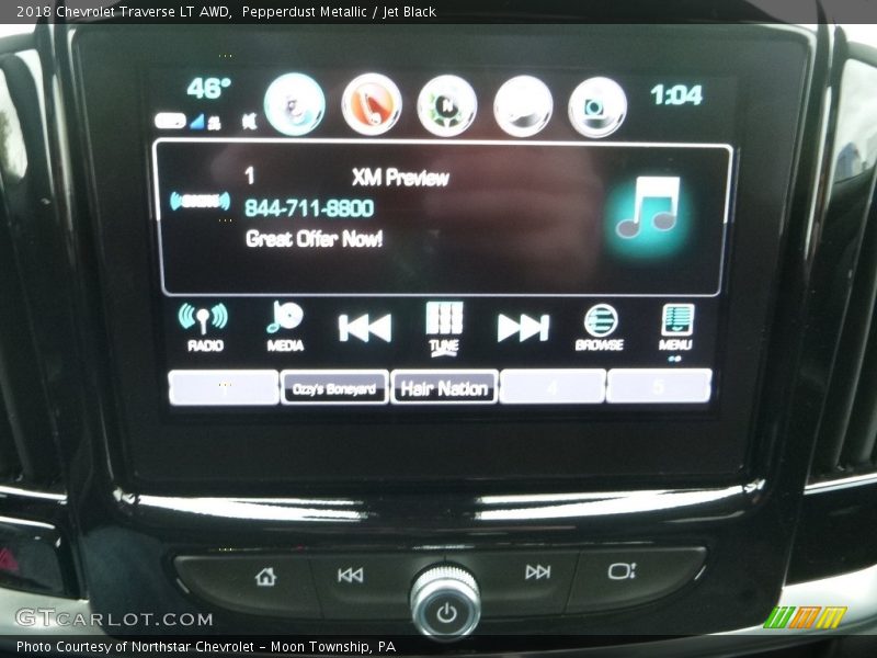 Pepperdust Metallic / Jet Black 2018 Chevrolet Traverse LT AWD