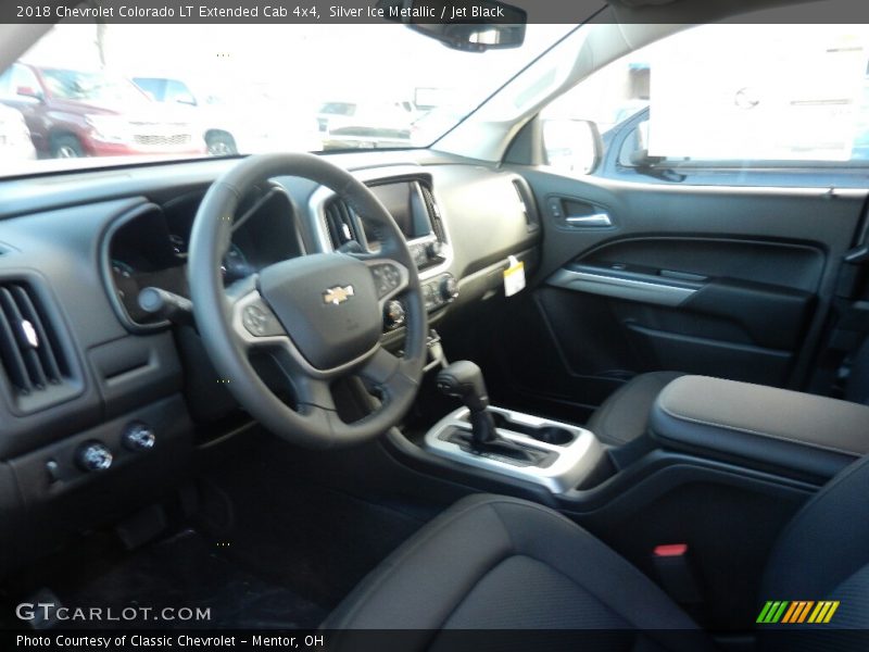 Silver Ice Metallic / Jet Black 2018 Chevrolet Colorado LT Extended Cab 4x4