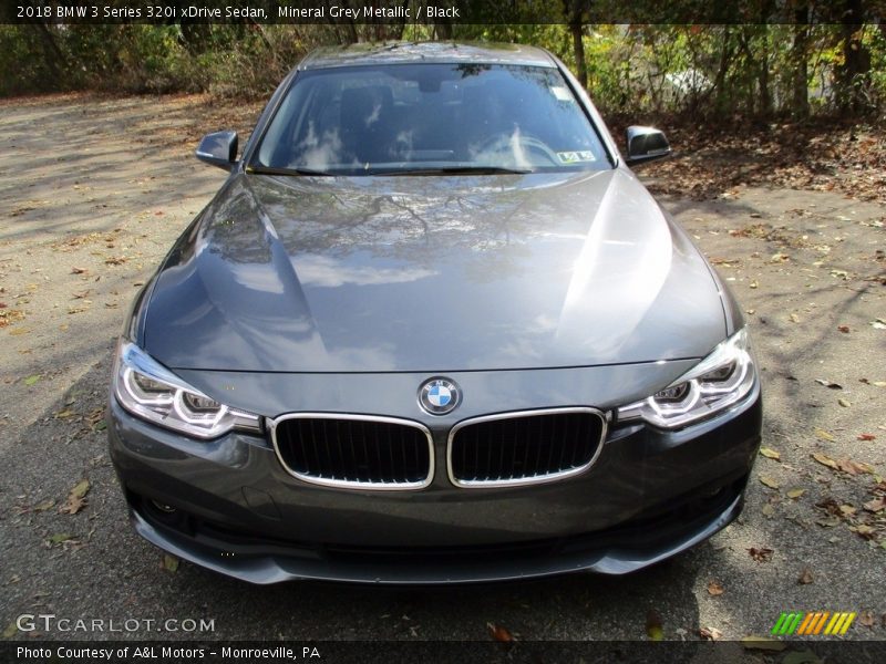 Mineral Grey Metallic / Black 2018 BMW 3 Series 320i xDrive Sedan