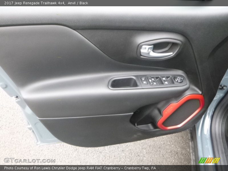 Anvil / Black 2017 Jeep Renegade Trailhawk 4x4