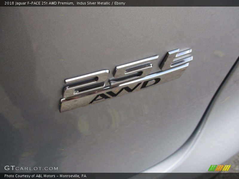 Indus Silver Metallic / Ebony 2018 Jaguar F-PACE 25t AWD Premium