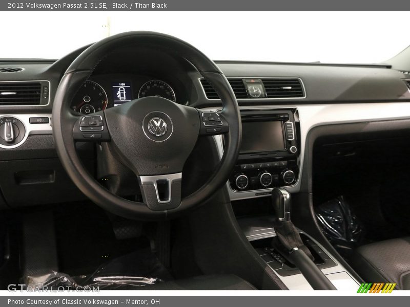 Black / Titan Black 2012 Volkswagen Passat 2.5L SE