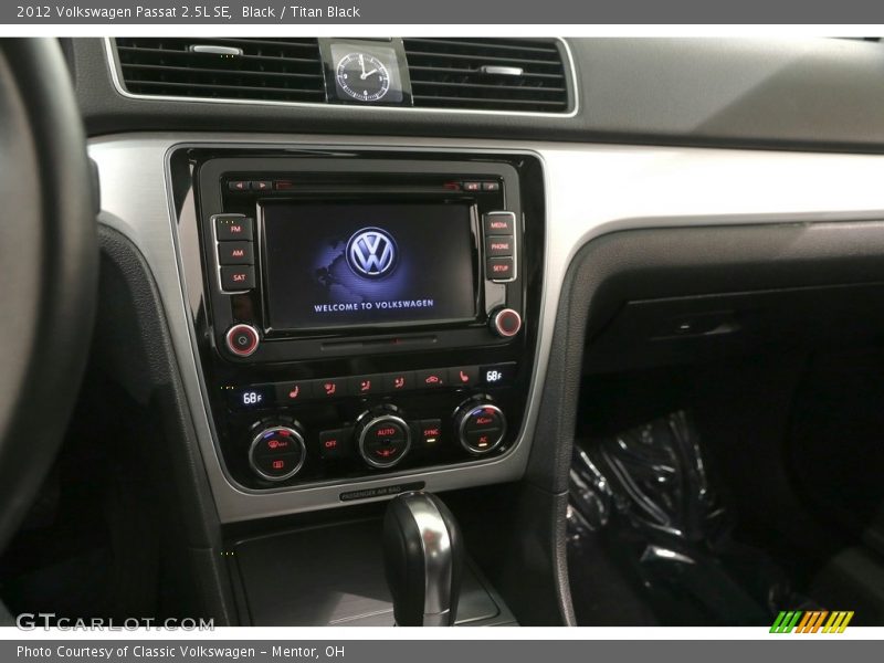 Black / Titan Black 2012 Volkswagen Passat 2.5L SE