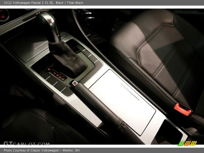 Black / Titan Black 2012 Volkswagen Passat 2.5L SE
