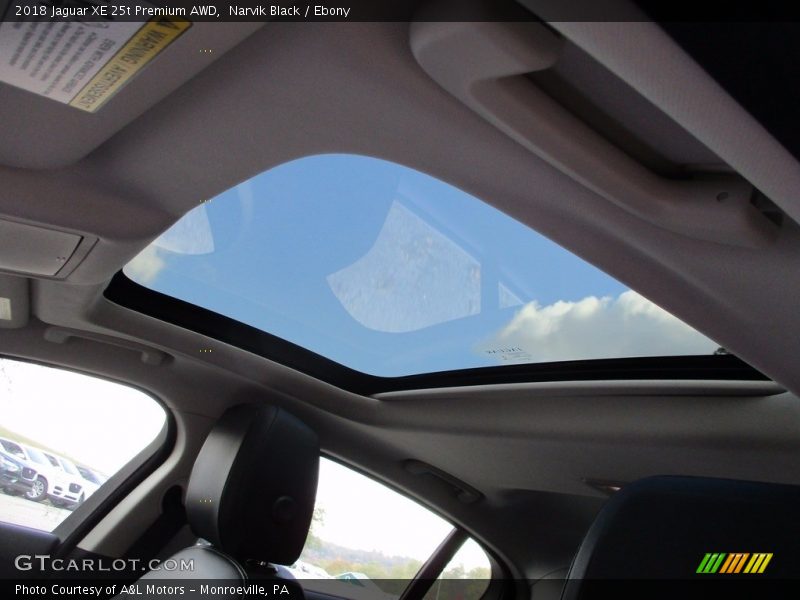 Narvik Black / Ebony 2018 Jaguar XE 25t Premium AWD