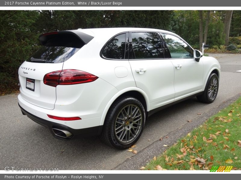 White / Black/Luxor Beige 2017 Porsche Cayenne Platinum Edition