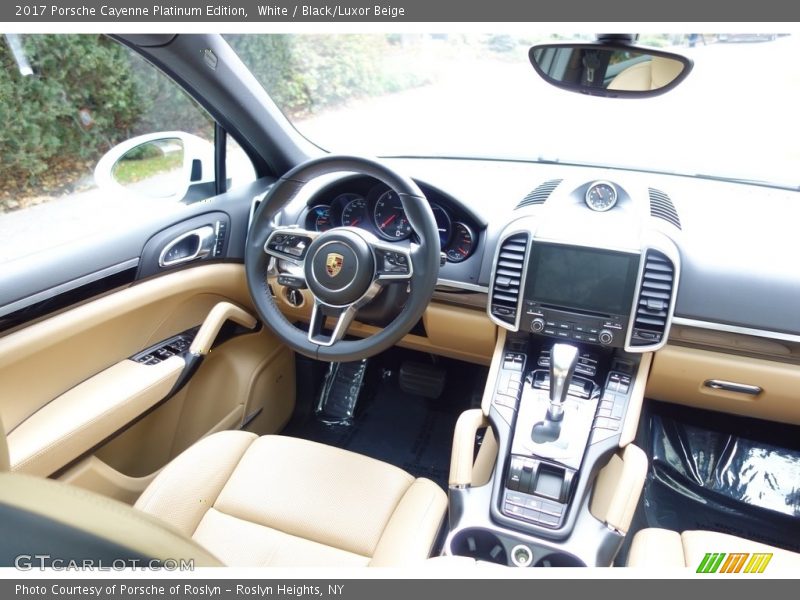 White / Black/Luxor Beige 2017 Porsche Cayenne Platinum Edition
