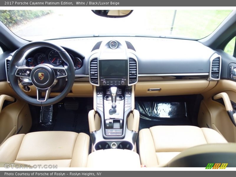 White / Black/Luxor Beige 2017 Porsche Cayenne Platinum Edition