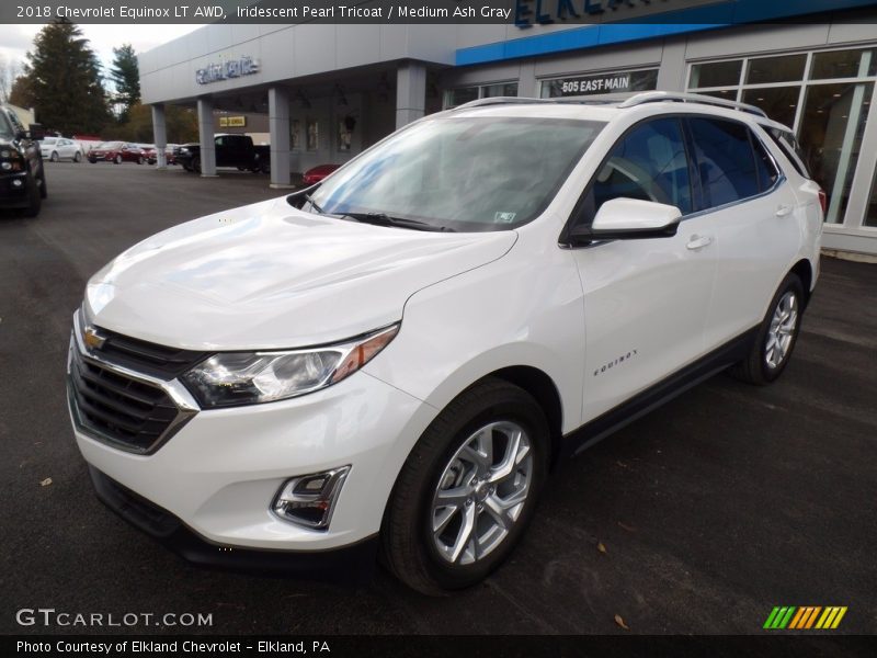 Iridescent Pearl Tricoat / Medium Ash Gray 2018 Chevrolet Equinox LT AWD