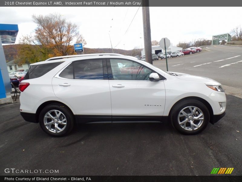 Iridescent Pearl Tricoat / Medium Ash Gray 2018 Chevrolet Equinox LT AWD