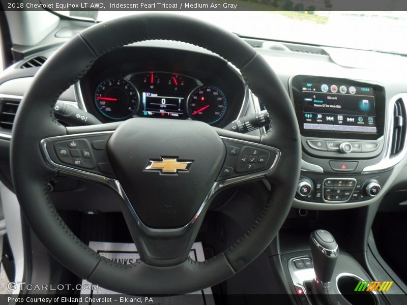 Iridescent Pearl Tricoat / Medium Ash Gray 2018 Chevrolet Equinox LT AWD