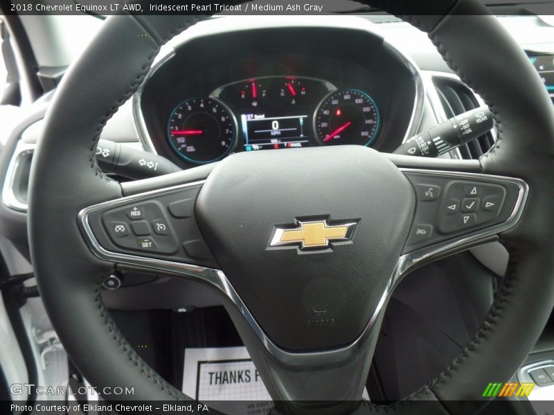 Iridescent Pearl Tricoat / Medium Ash Gray 2018 Chevrolet Equinox LT AWD