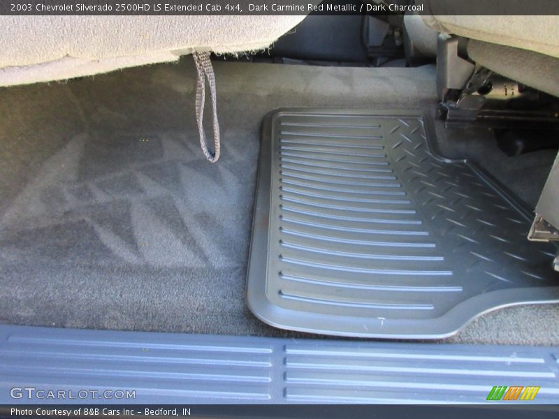 Dark Carmine Red Metallic / Dark Charcoal 2003 Chevrolet Silverado 2500HD LS Extended Cab 4x4