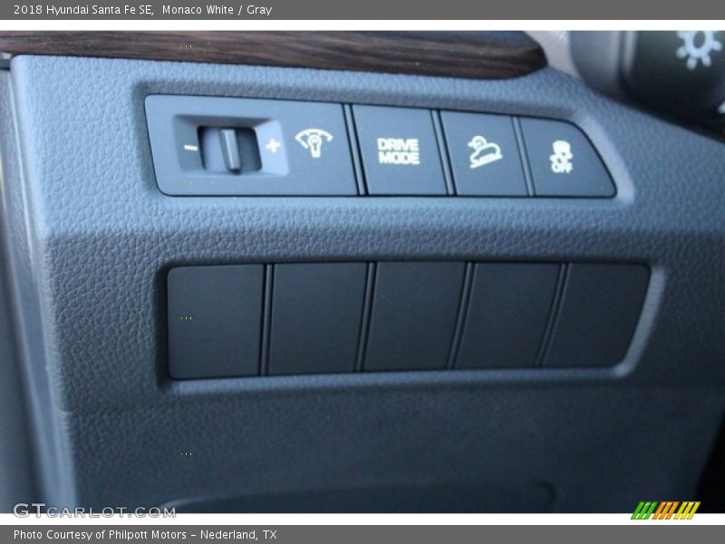 Monaco White / Gray 2018 Hyundai Santa Fe SE