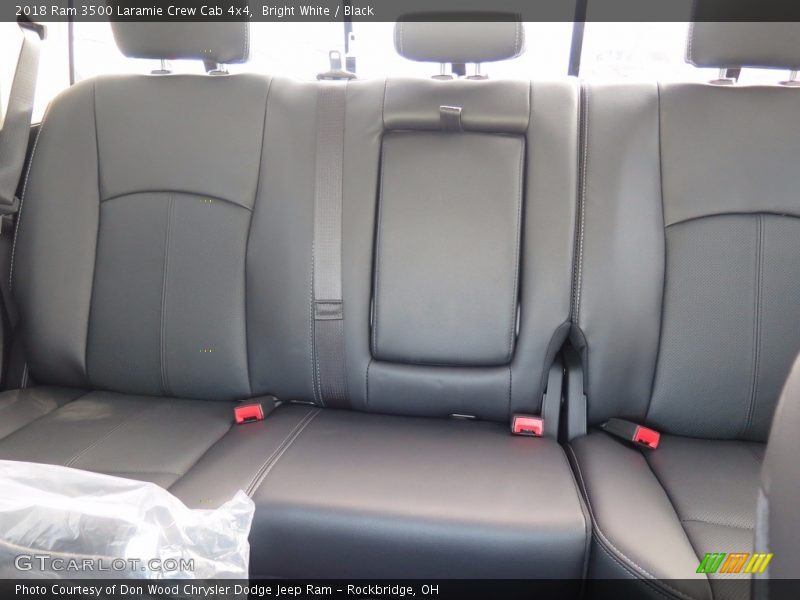 Bright White / Black 2018 Ram 3500 Laramie Crew Cab 4x4
