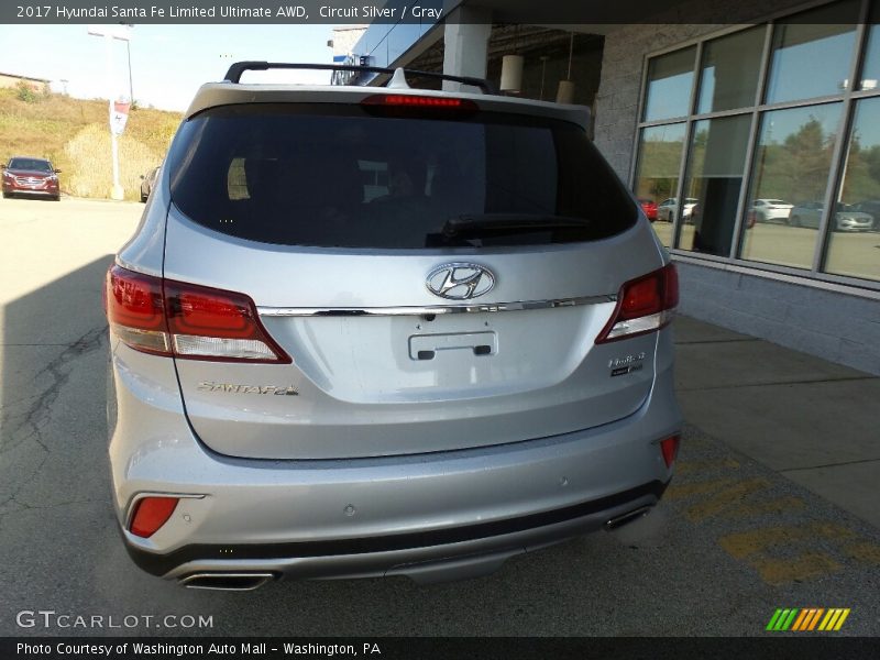 Circuit Silver / Gray 2017 Hyundai Santa Fe Limited Ultimate AWD